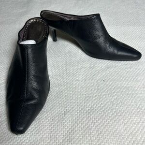 Women Black Leather Mules Heels Size 8 / 39 Soft Lavender Lining